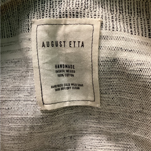 💥PRICE DROP💥 The Etta Tunic - Picture 6 of 6